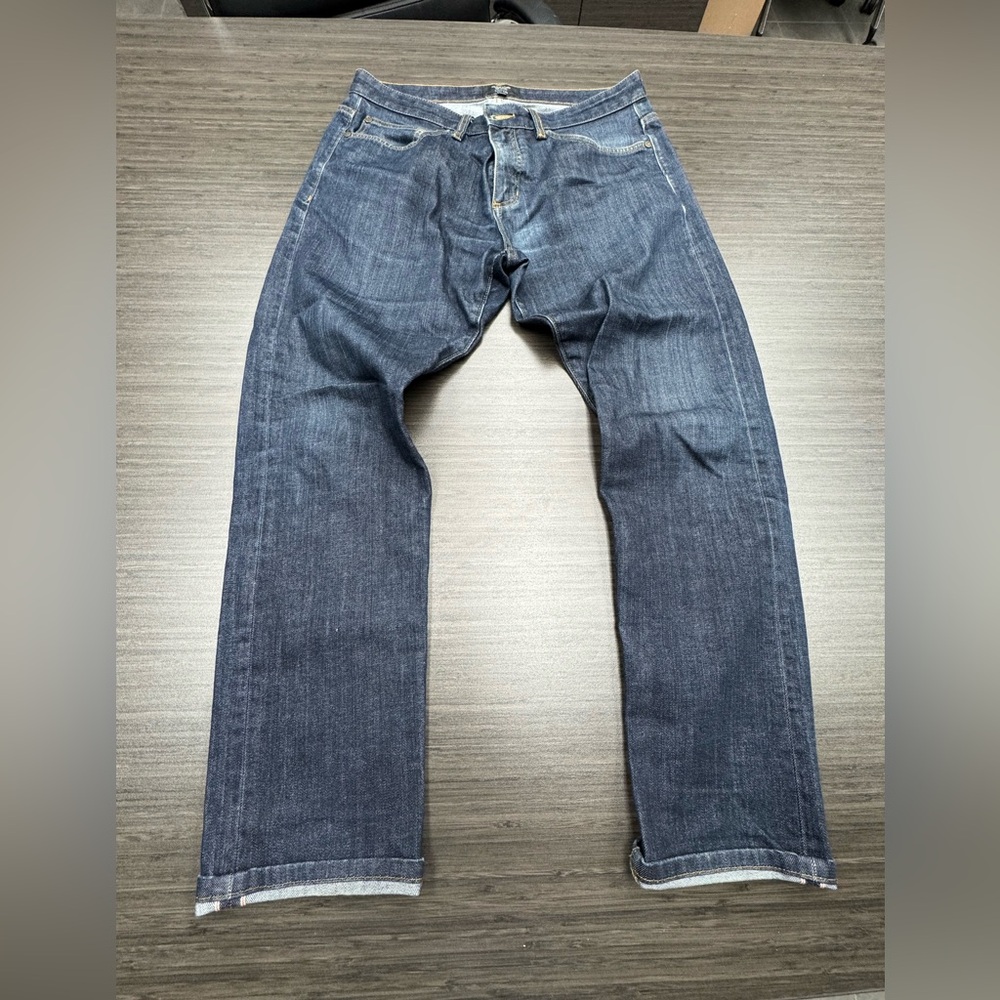 RW&CO. Men's Relaxed Fit Dark Blue Jeans